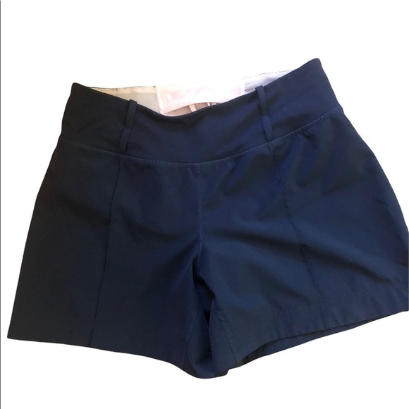 Lululemon Wet Dry Warm Shorts Navy Pink Attached Panty 6 Yoga Running Beach - Picture 2 of 6